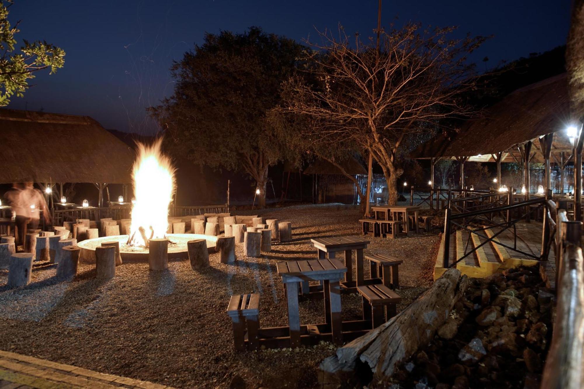 Bakubung Bush Lodge Ledig Luaran gambar