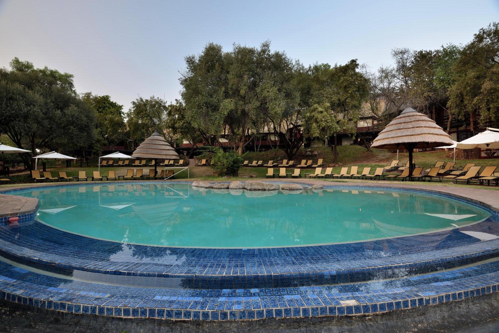Bakubung Bush Lodge Ledig Luaran gambar